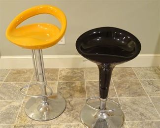 Bar stools. Height is adjustable.