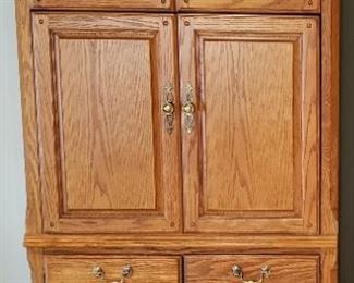 40 Entertainment Center