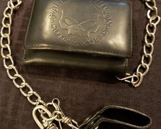 78 Wallet with Pocket Chain
