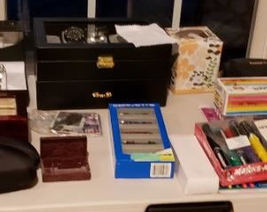 85 Sunglasses Watches Office Supplies