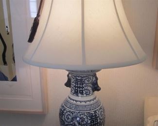PAIR OF LAMPS