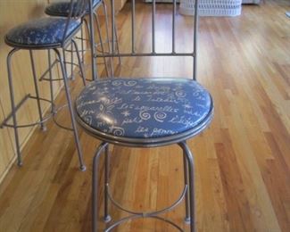 4 BAR STOOLS