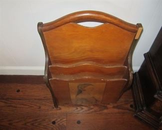 MAGAZINE RACK