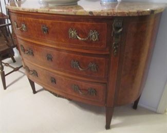 ANTIQUE CHEST
