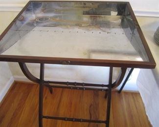 TRAY STAND