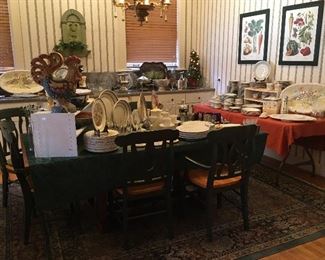 KITCHEN IS FULL OF BEAUTIFUL THINGS