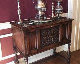 MARBLE TOP SERVER