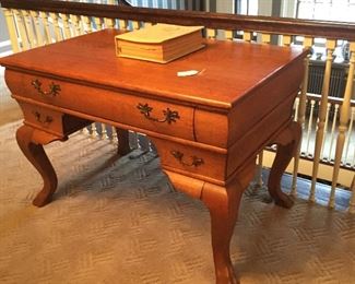 OAK DESK