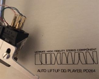 LUXMAN PD264 TURNTABLE