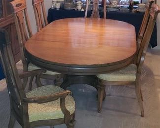 Vintage Thomasville Dining Table with Two Leaves and Six Chairs (two arm, four armless)