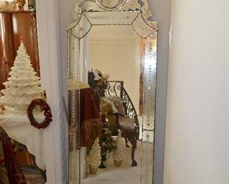 Fine Venetian Style Floor Mirror