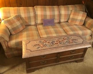 Sofa and hope chest with storage 