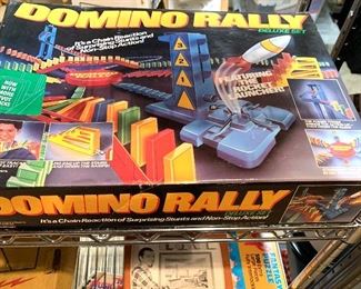Domino Rally game 