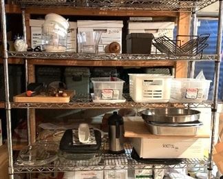 Kitchen cooking items - Shelf is NFS 