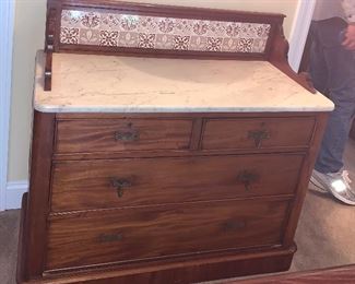 Great, Antique wash stand