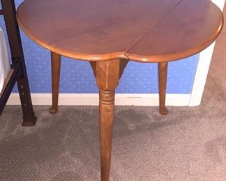 Queen Anne drop leaf table 
