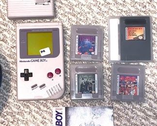 Nintendo Game Boy - Adams Family, Tetris, Dr. Mario games 