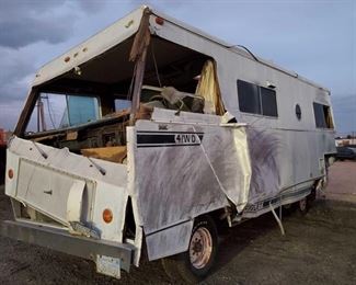 240: 1974 GMC 4x4 Motorhome
GMC 4x4 Motorhome
VIN: 2174083

California title in hand. 
DMV fees: $37 and $70 doc fees 