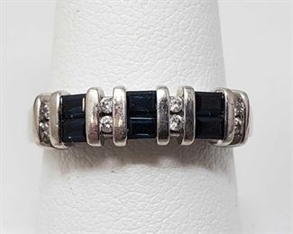 1001: 14k Gold Diamond and Sapphire Band, 4.9g
Weighs approx 4.9g, approx size 8