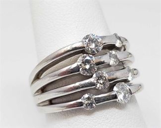 1002:14k Gold Diamond Ring, 10.2g
Total of 8 diamonds, weighs approx 10.2g, approx size 9