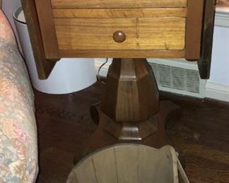 Beautiful solid wood Pembroke occasional table with 2 drawers. Hand-made by Elmer.