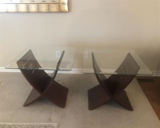 SOFA / SIDE  TABLES