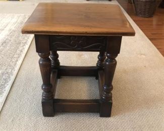 HIGHER END ANTIQUE OCCASIONAL TABLE
