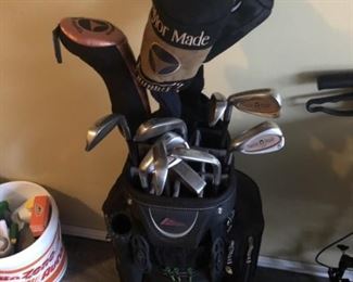 TAYLORMADE GOLF CLUBS