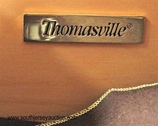  NICE “Thomasville Furniture” 9 Piece Contemporary Mahogany Finish Dining Room Set 