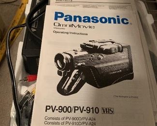 Panasonic OmniMovie AFX8 VHS Camcorder