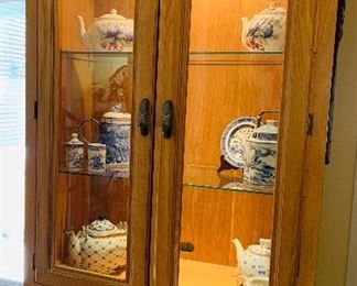Lexington Lighted Cabinet, Tea Sets