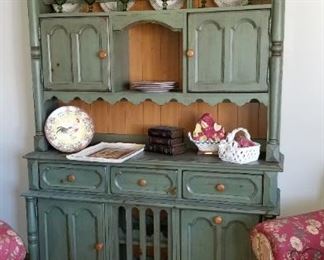 Primitive paint ….Plate and Wine Rack sideboard