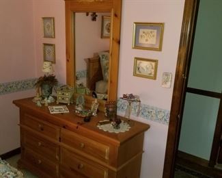 Matching SOLID Oak dresser and Mirror....it all goes!!