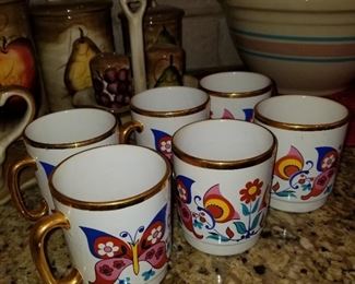 1970's MCM Pereiras Valado Flower Power porcelain coffee mugs Portugal