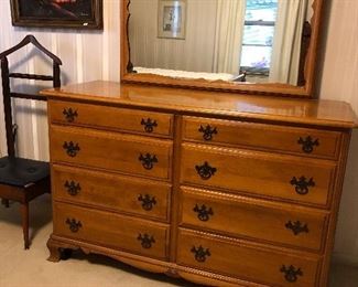 45	Kling maple dresser with 8 drawers, mirror 54"x20"34"	 $150.00 	   