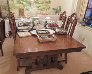 Vintage Stanley dining furniture