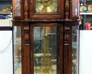 Ridgeway Great Grandfather Illuminated 30-Day Curio Clock With Manual, Powers On