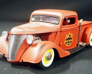 Danbury Mint 1935 Ford Pickup Vintage Hot Rod With "Title"