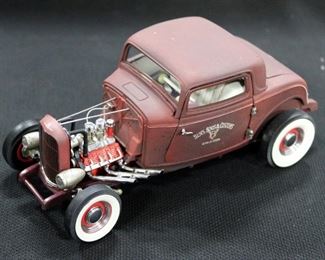 Collection Of 1:24 Diecast Models, Total Qty 5