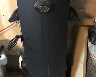 Smoker - BBQ grillware