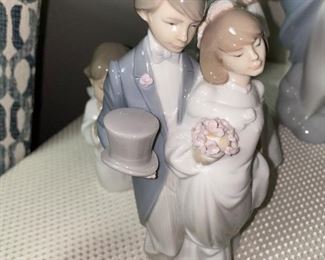 LLADRO WEDDING BELLS, BRIDE AND GROOM #6164 FIGURINE