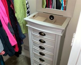 UNIVERSAL FURNITURE JEWELRY ARMOIRE  