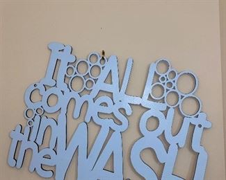 WALL DECOR WASH ROOM 