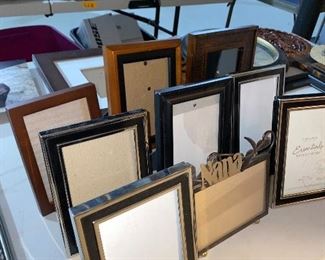 PICTURE FRAMES