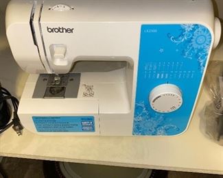 BROTHER LX2500 ELECTRONIC SEWING MACHINE 