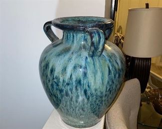 POTTERY VASE 