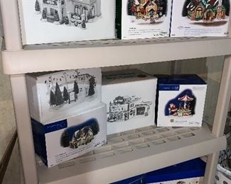 DEPARTMENT 56 SNOW VILLAGE COLLECTIBLES 