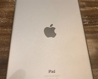 MAC IPAD AIR 32GB