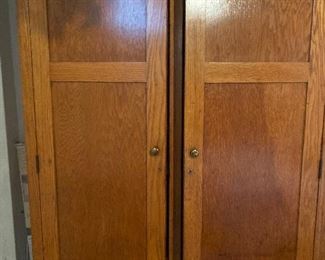 Wooden wardrobe cabinets 