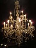 GORGEOUS MARIA THERESA STYLE CHANDELIER WITH 14 LIGHTS, CRYSTAL SWAGS AND DROPS, BLOWN GLASS ARMS, IN OUTSTANDING CONDITION